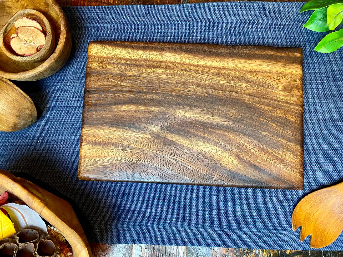 DarkSquare Premium Cutting Board - Ringold Valley Trading Company