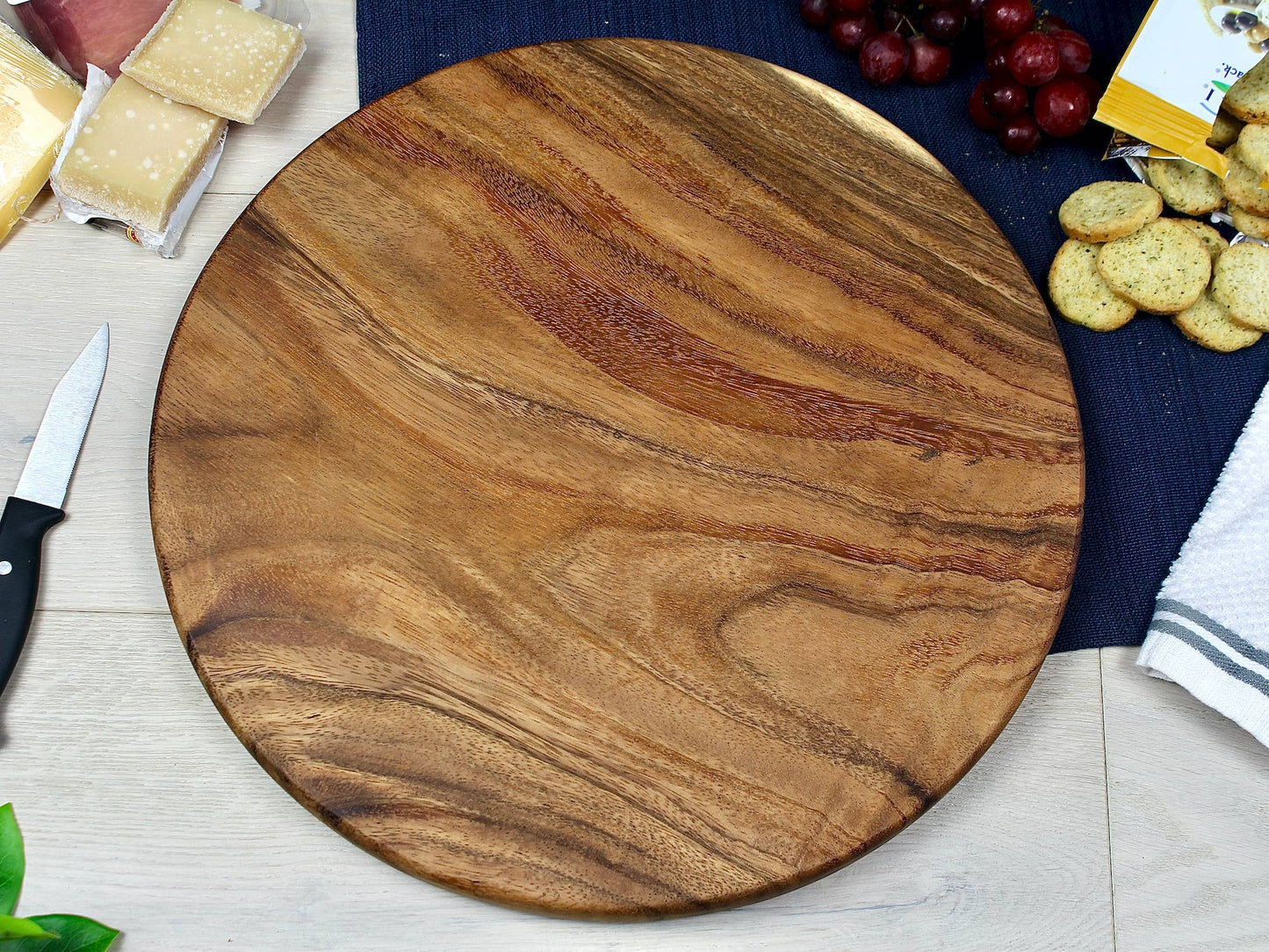 GrandeLive Edge Charcuterie & Serving Board - Ringold Valley Trading Company