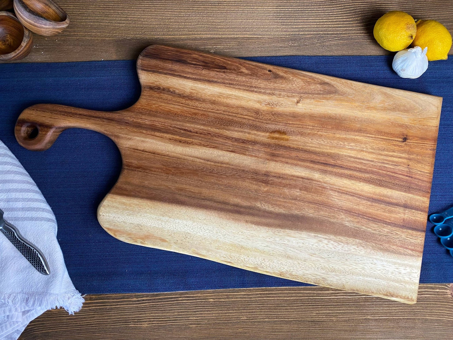 Extra Large Live Edge Serving Board with Handle - Ringold Valley Trading Company