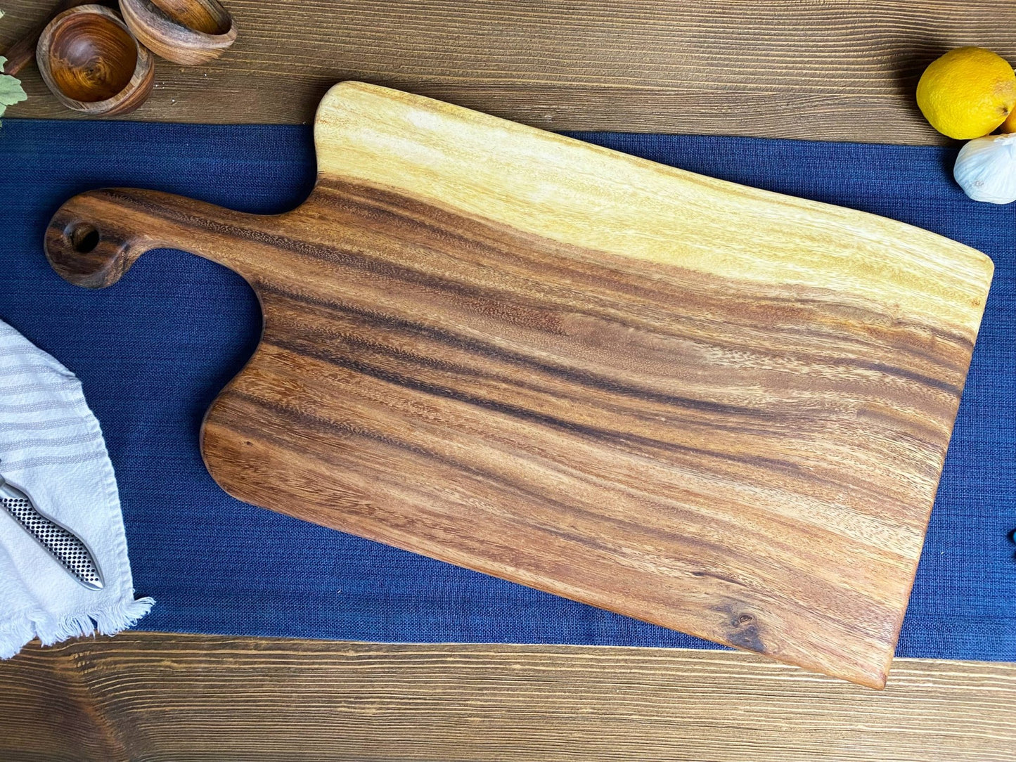 Extra Large Live Edge Serving Board with Handle - Ringold Valley Trading Company