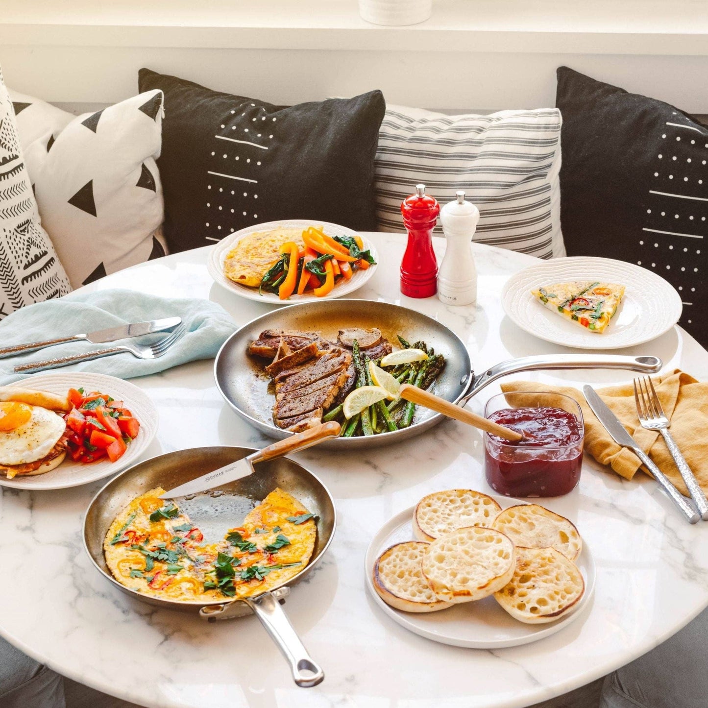 MINERAL B PRO Carbon Steel Omelette Pan: 11"