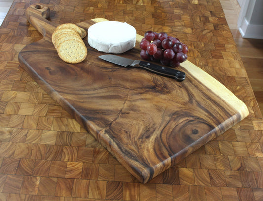 Extra Large Live Edge Serving Board with Handle - Ringold Valley Trading Company