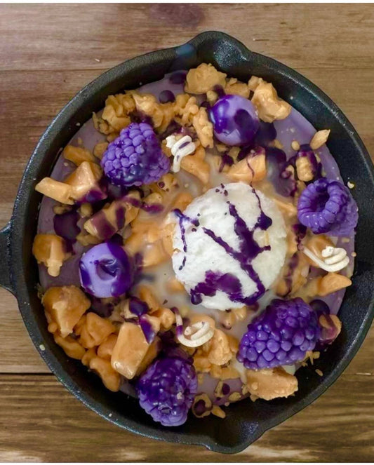 Berry Bliss Cheesecake Skillet Candle - Ringold Valley Trading Company