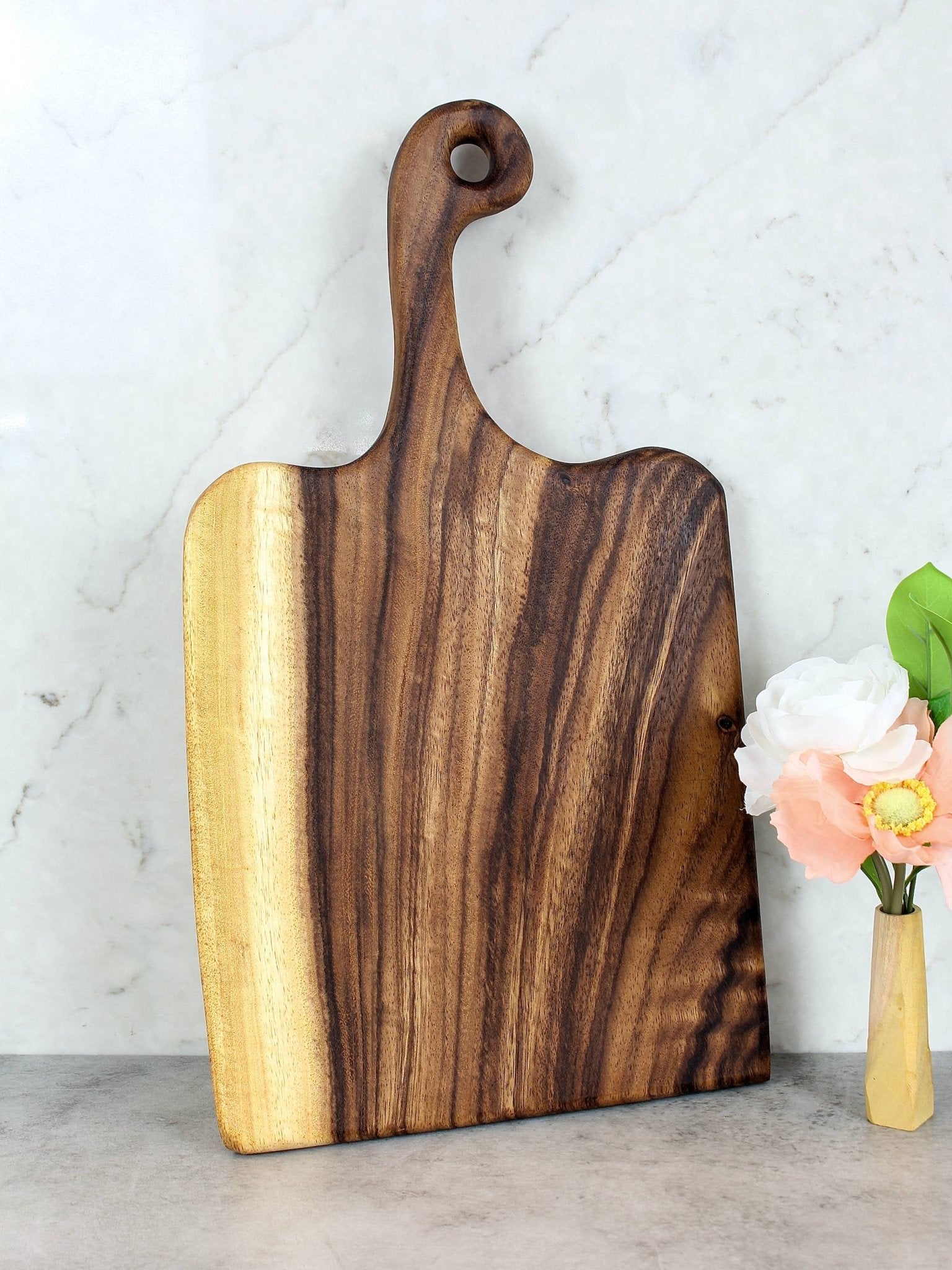 Large Live Edge Serving Board with Handle - Ringold Valley Trading Company