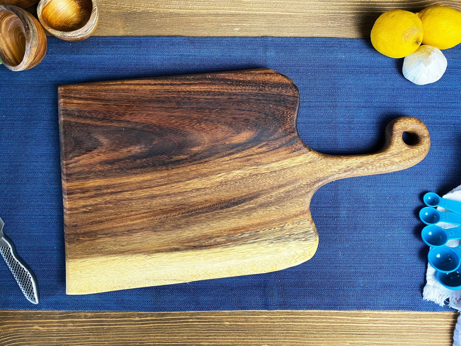 Large Live Edge Serving Board with Handle - Ringold Valley Trading Company